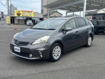 2012 Toyota PRIUS α