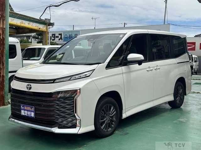 2025 Toyota Voxy