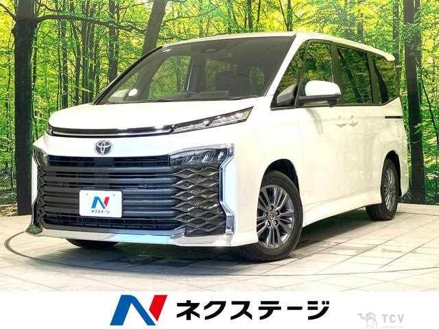2022 Toyota Voxy