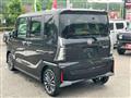 2025 Daihatsu Tanto