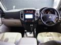 2014 Mitsubishi Pajero