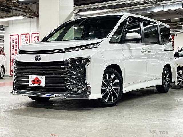 2022 Toyota Voxy