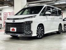 2022 Toyota Voxy