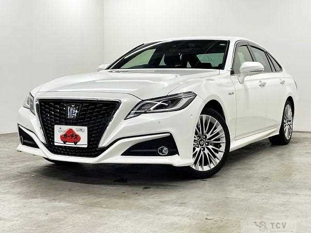 2019 Toyota Crown Hybrid