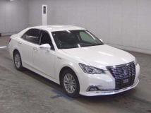 2018 Toyota Crown Hybrid