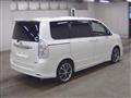 2013 Toyota Voxy