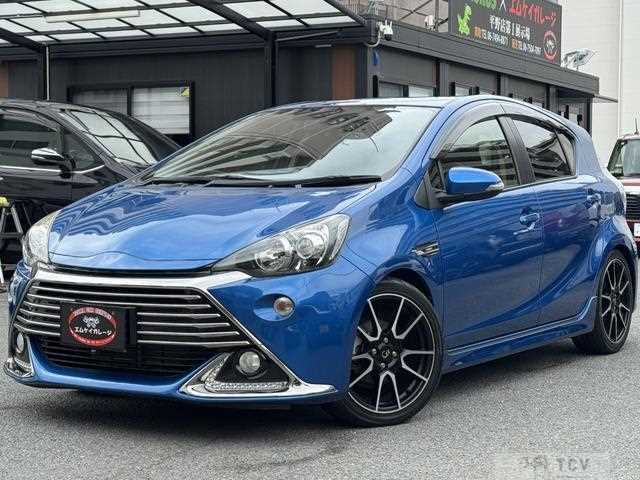 2014 Toyota AQUA