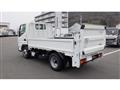 2024 Mitsubishi Fuso Canter