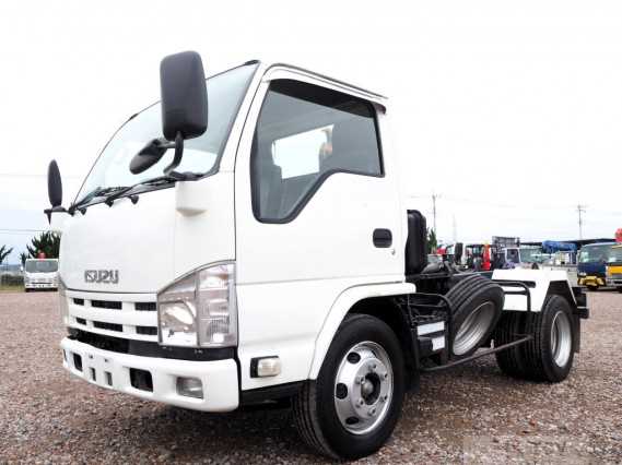 2011 Isuzu Elf Truck