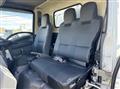 2019 Isuzu Elf Truck