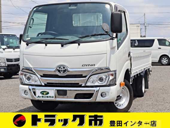 2022 Toyota Dyna Truck