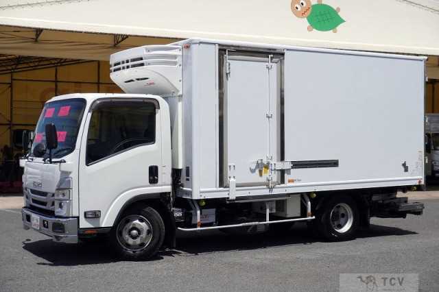 2022 Isuzu Elf Truck