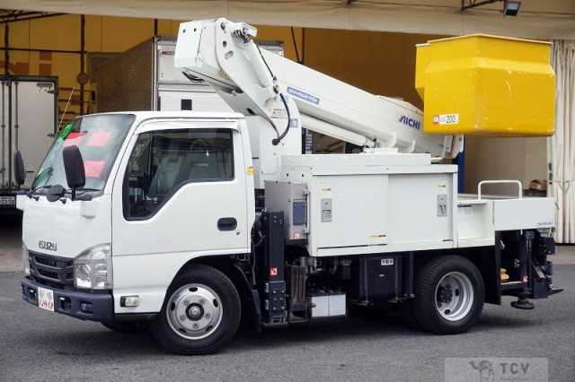 2016 Isuzu Elf Truck