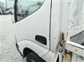 1999 Hino Dutro