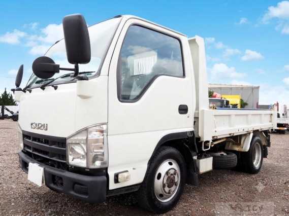 2013 Isuzu Elf Truck