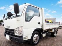 2013 Isuzu Elf Truck