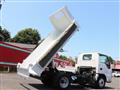 2013 Isuzu Elf Truck
