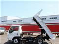 2013 Isuzu Elf Truck