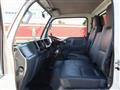 2013 Isuzu Elf Truck