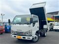 2025 Isuzu Elf Truck