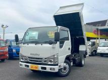 2025 Isuzu Elf Truck