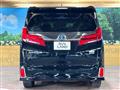 2022 Toyota Alphard Hybrid