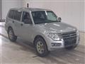 2016 Mitsubishi Pajero