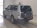 2016 Mitsubishi Pajero