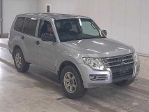 2016 Mitsubishi Pajero