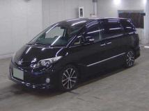 2013 Toyota Estima