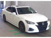 2018 Toyota Crown Hybrid