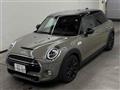 2019 BMW MINI