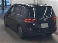2017 Volkswagen Golf Touran