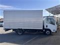 2016 Isuzu Elf Truck