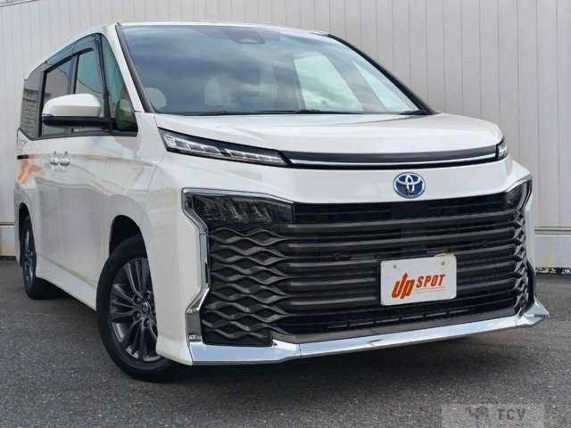 2023 Toyota Voxy