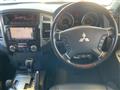 2014 Mitsubishi Pajero