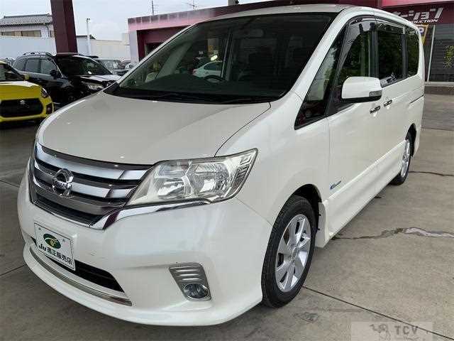 2013 Nissan Serena