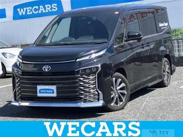 2022 Toyota Voxy