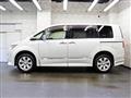 2010 Mitsubishi Delica D5