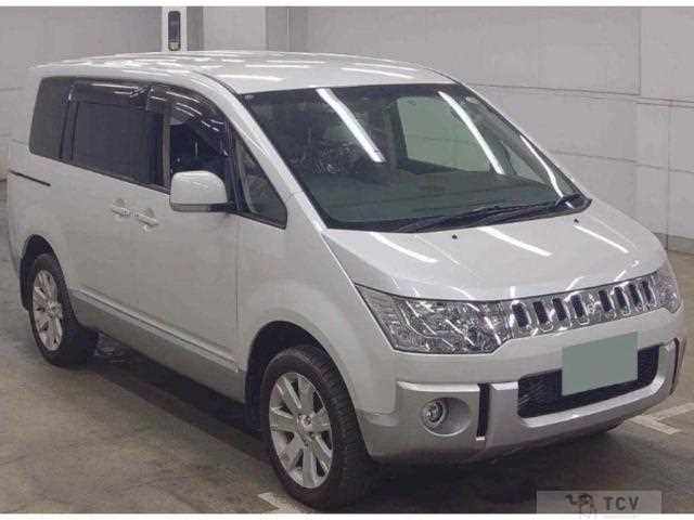 2017 Mitsubishi Delica D5