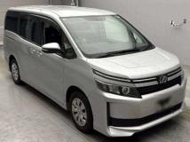 2015 Toyota Voxy