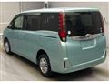 2016 Toyota Noah