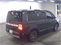 2022 Mitsubishi Delica D5