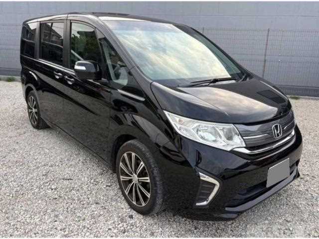 2018 Honda Step WGN