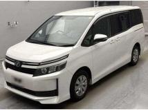 2017 Toyota Voxy
