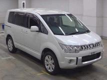 2017 Mitsubishi Delica D5