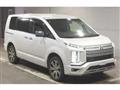 2022 Mitsubishi Delica D5