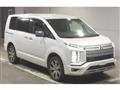 2022 Mitsubishi Delica D5