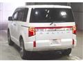 2022 Mitsubishi Delica D5