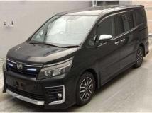 2017 Toyota Voxy